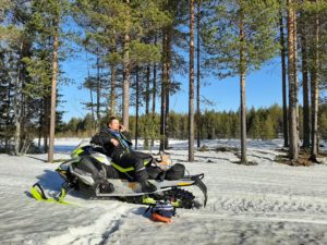 LuckyRanch Lapland Finland - Snowmobiling